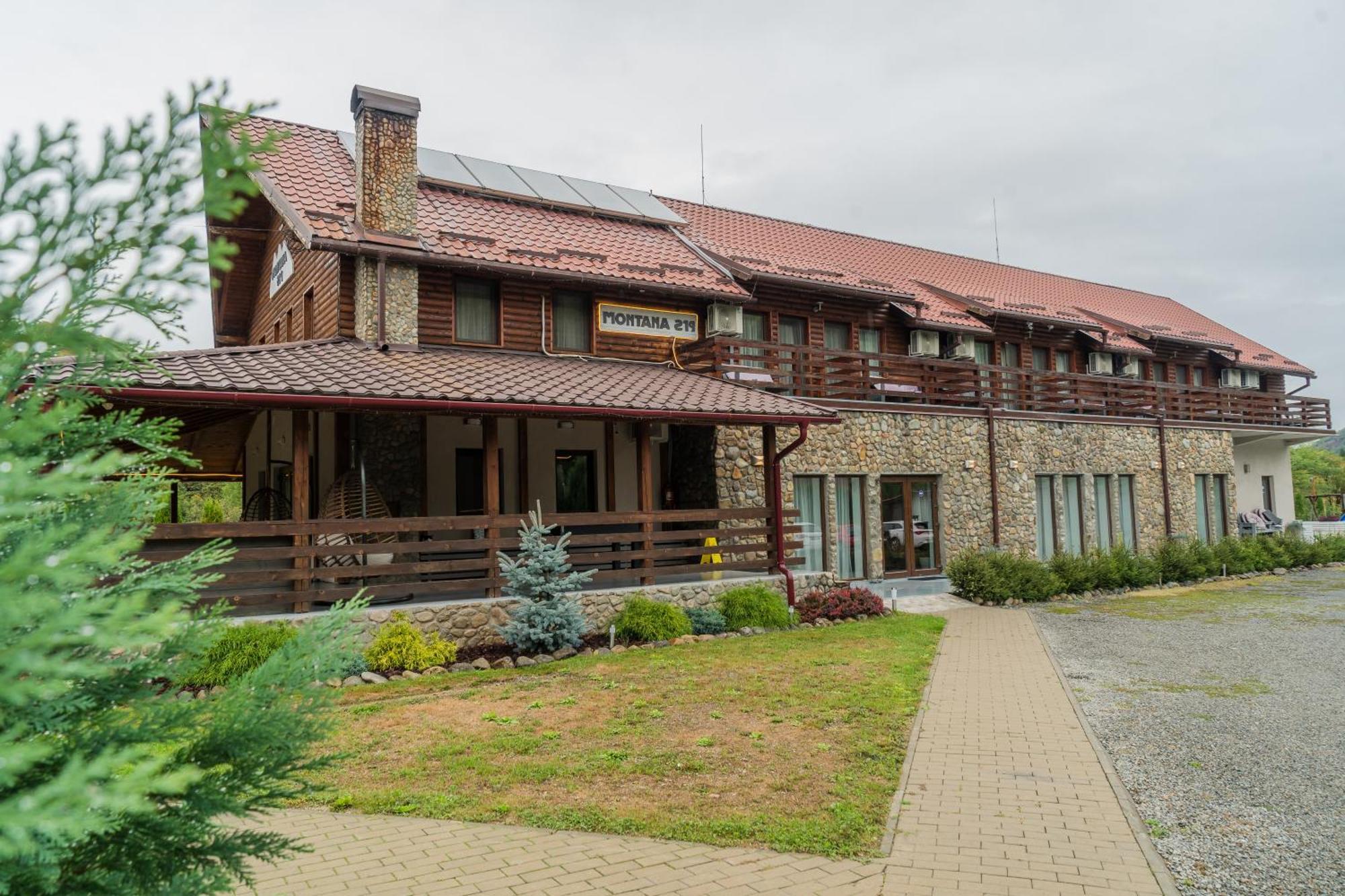 Montana 219 Hotel Valea Drăganului Exterior photo